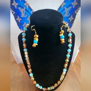 NWOT Glass Beaded Necklace and Earrings Set